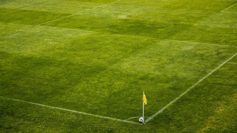 Türk hakeme Avrupa’da görev FIFA kokartlı Türk hakem,