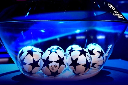  UEFA...